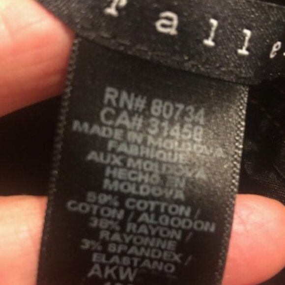 Parallel Jet Black w White Piping Mini Skirt, 1-front pocket, size 6 - Picture 8 of 12